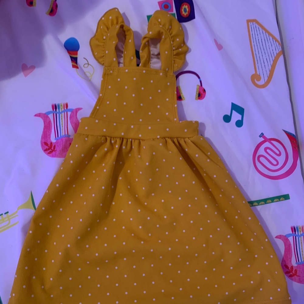 Yellow dress